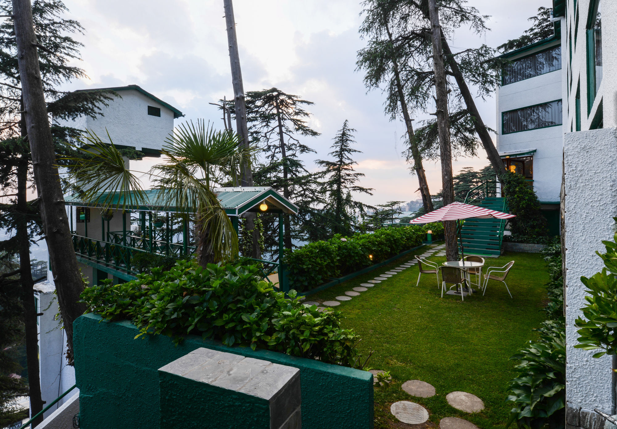 Honeymoon Inn Mussoorie Buitenkant foto